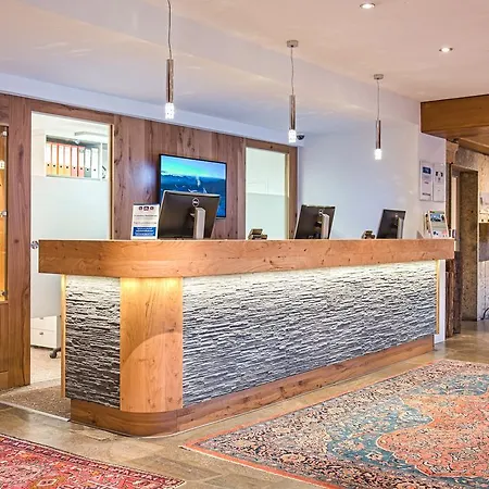 Obermuehle 4*s Boutique 4* جارمش بارتنكيرشن