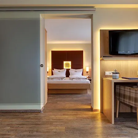 Obermuehle 4*s Boutique 4* جارمش بارتنكيرشن