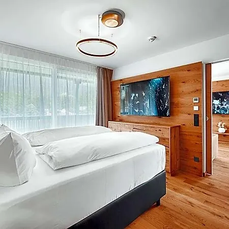 Отель Obermuehle 4*s Boutique 4*