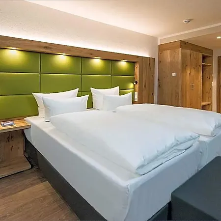Отель Obermuehle 4*s Boutique 4*