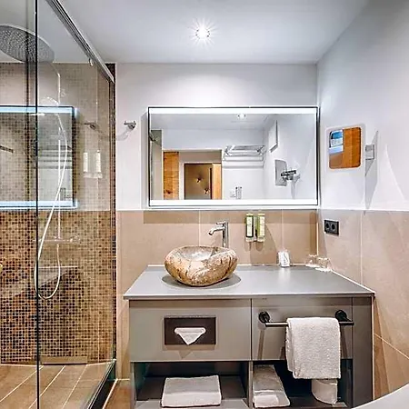 Отель Obermuehle 4*s Boutique 4*